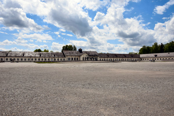 dachau5